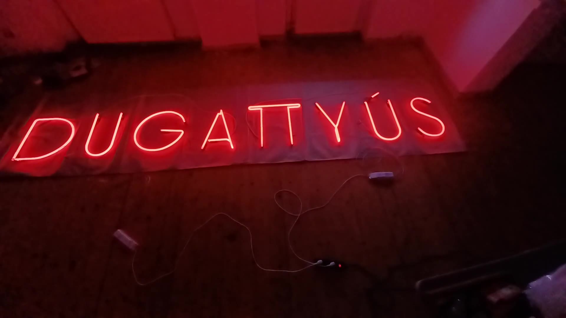 Dugattyús Budapest — próbaüzem