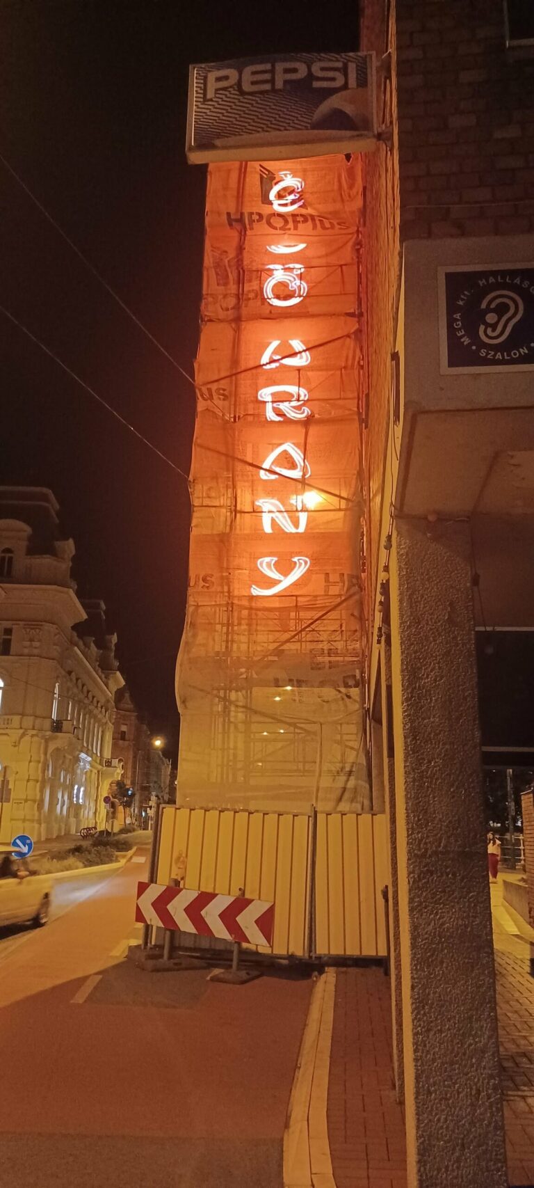 Égő Arany — éjszakai szerelés
